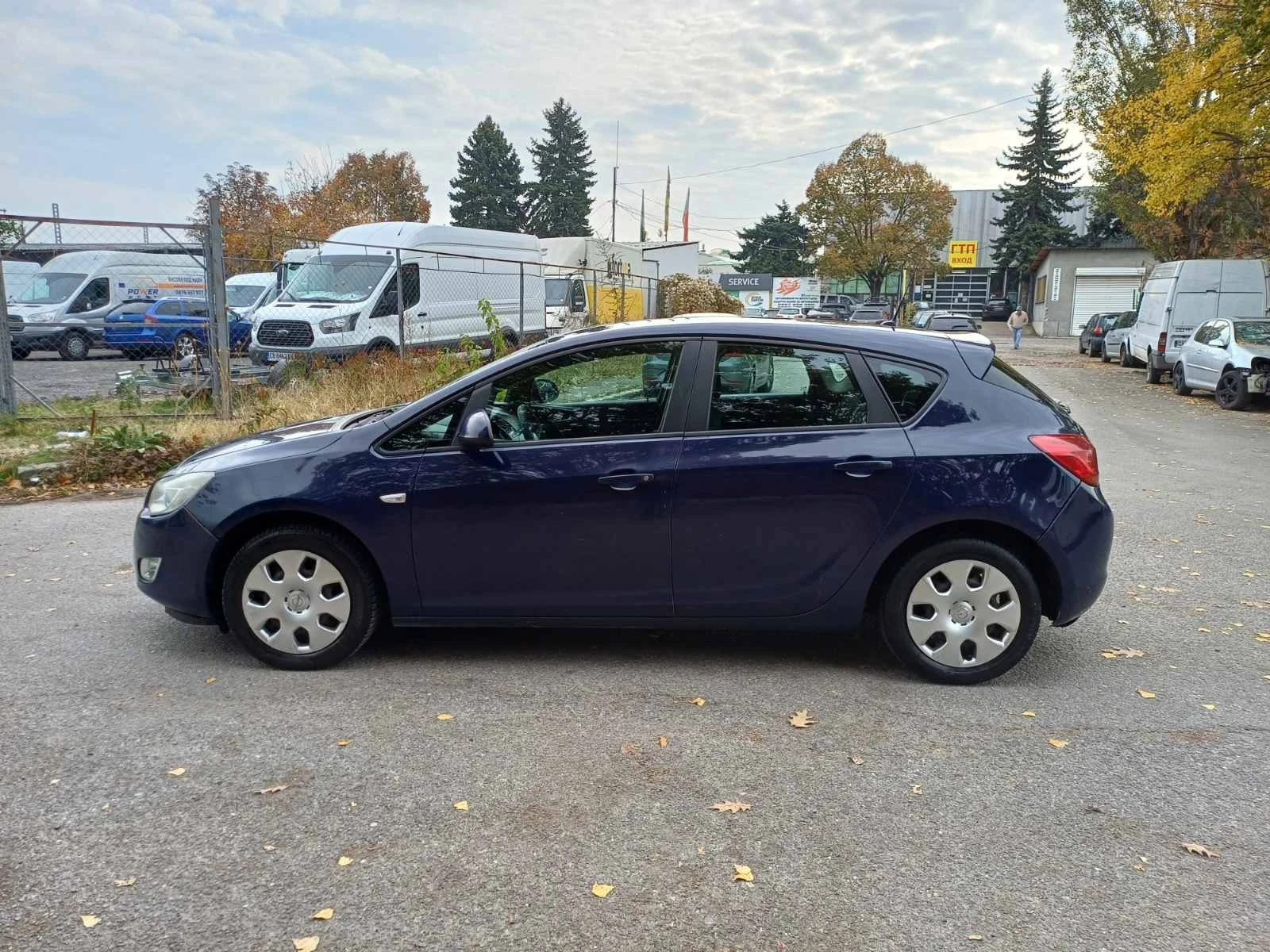 Opel Astra 1.4i, снимка 4 - Автомобили и джипове - 56718984