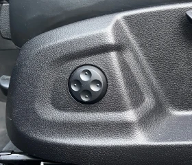 Audi Q3 Audi Q3 QUATTRO Парктроник/Подгрев/Recaro, снимка 16