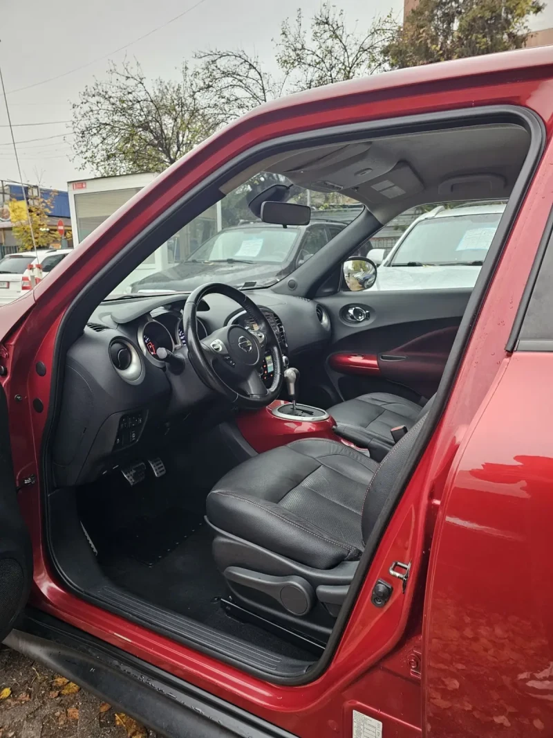 Nissan Juke 1.6 4x4 190к.с. Tekna Подгрев Сервизна книжка, снимка 6 - Автомобили и джипове - 47960600