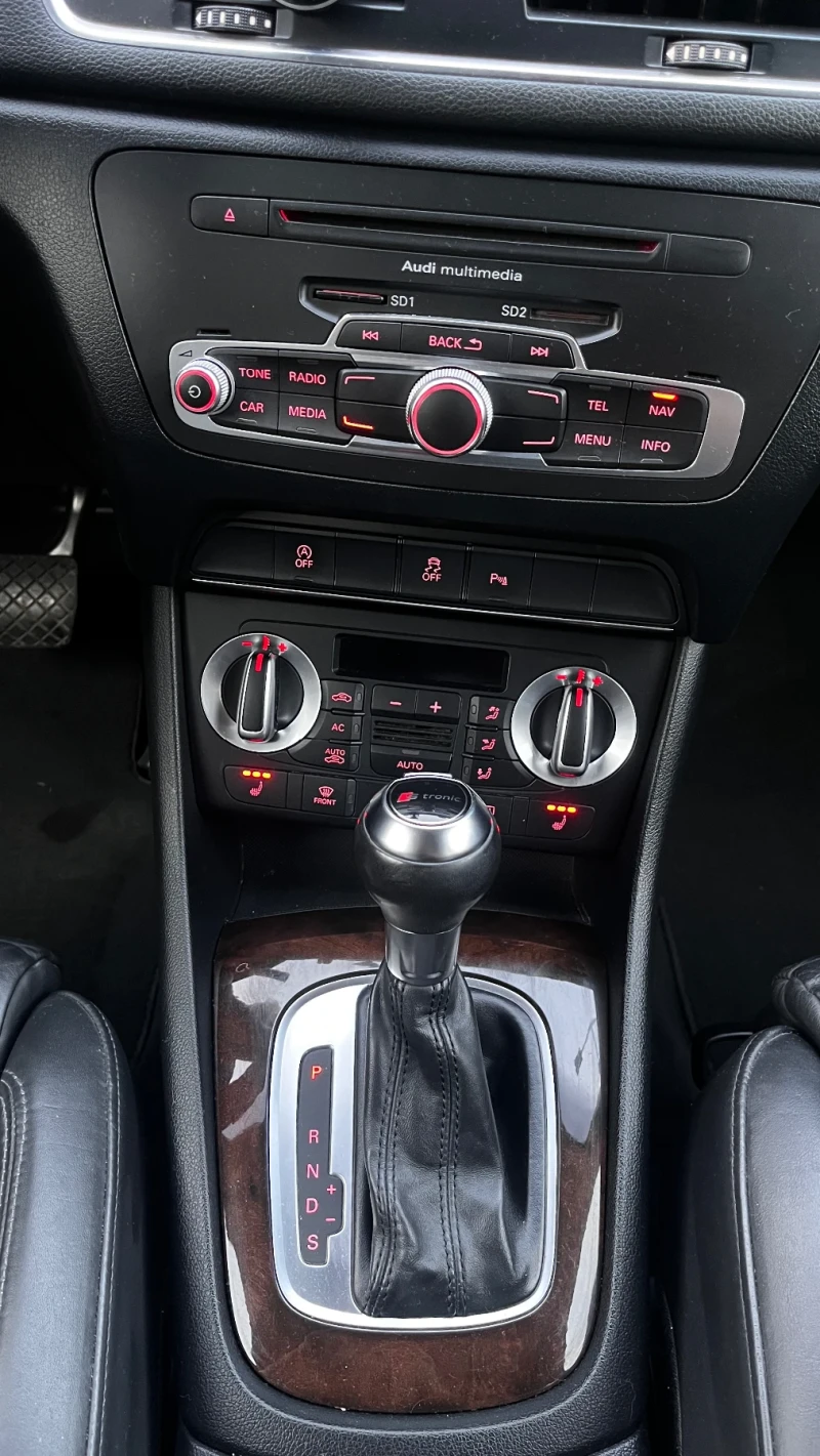 Audi Q3 Audi Q3 QUATTRO Парктроник/Подгрев/Recaro, снимка 12 - Автомобили и джипове - 51782794