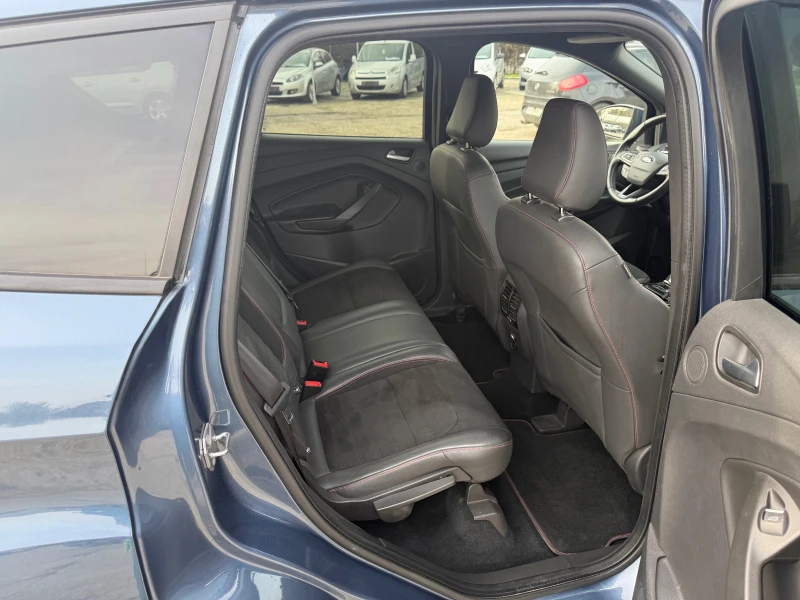 Ford Kuga 1.5 ST-Line, снимка 13 - Автомобили и джипове - 52378444