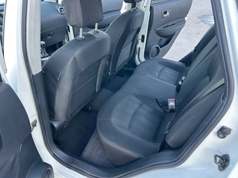Nissan Qashqai 1.6 DCi НАВИ/КАМЕРА/ПАНОРАМА, снимка 16 - Автомобили и джипове - 52775899