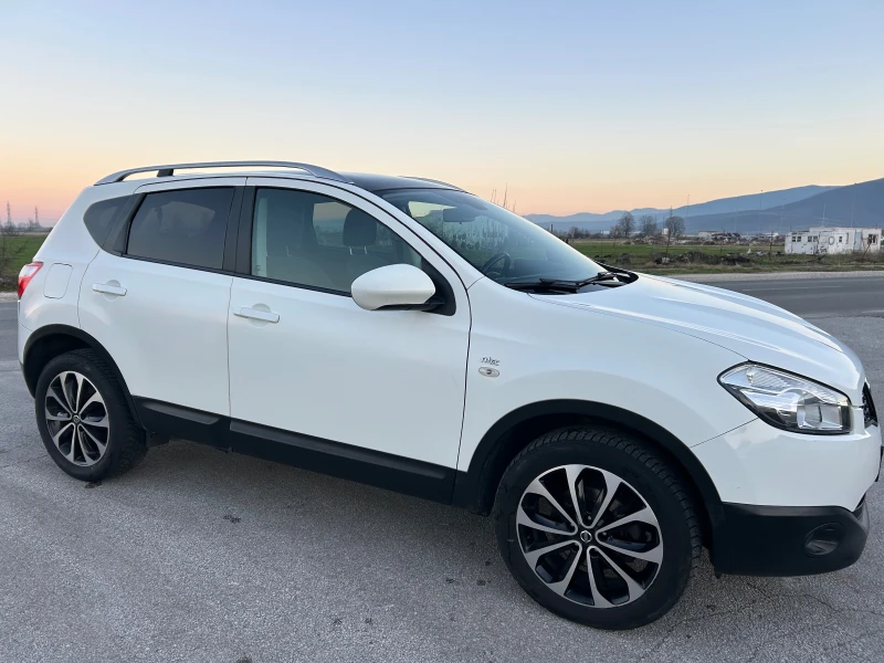 Nissan Qashqai 1.6 DCi НАВИ/КАМЕРА/ПАНОРАМА, снимка 5 - Автомобили и джипове - 52775899