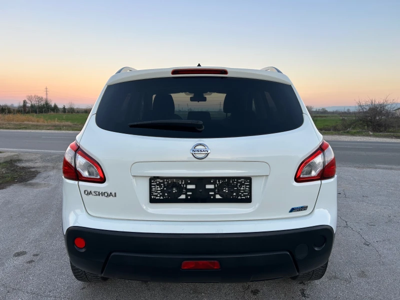 Nissan Qashqai 1.6 DCi НАВИ/КАМЕРА/ПАНОРАМА, снимка 8 - Автомобили и джипове - 52775899