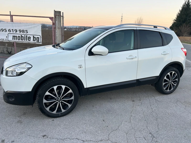 Nissan Qashqai 1.6 DCi НАВИ/КАМЕРА/ПАНОРАМА, снимка 4 - Автомобили и джипове - 52775899