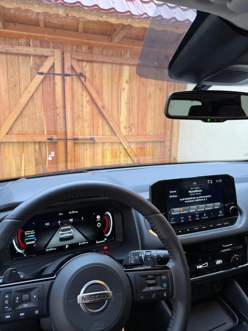 Nissan Qashqai, снимка 4 - Автомобили и джипове - 53340500