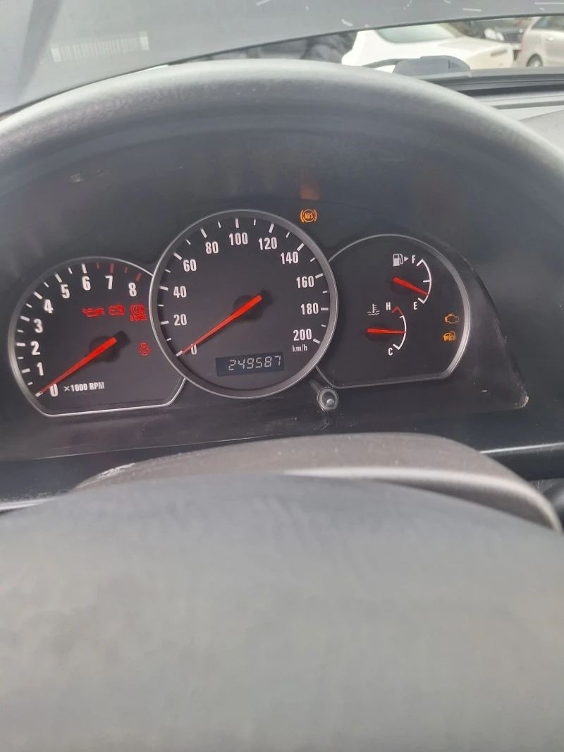 Suzuki Grand vitara 2.0 Б.128 К.С.НОВ ВНОС ШВЕЙЦАРИЯ., снимка 7 - Автомобили и джипове - 53500859