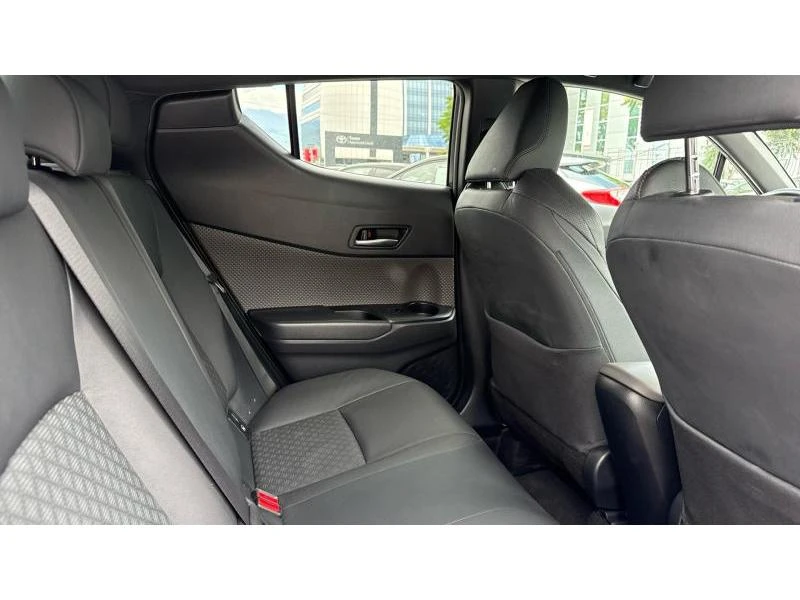 Toyota C-HR 2.0 HSD CUORE - изображение 7