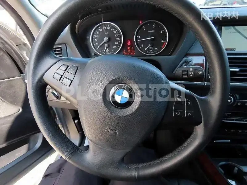 BMW X5 30d xDrive | HEAD-UP | ПОДГРЕВ | КАМЕРА | ТЕХНОТЕС, снимка 8 - Автомобили и джипове - 54231337