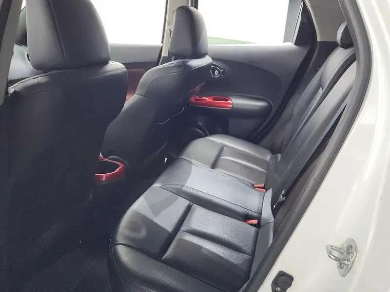 Nissan Juke 1.6 Sv F15, снимка 9 - Автомобили и джипове - 55120037