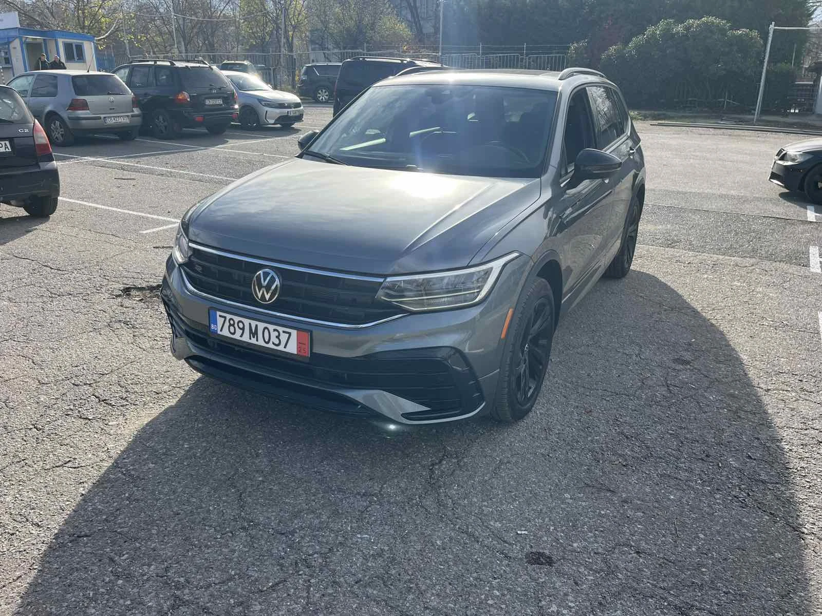 VW Tiguan 2, 0 I R-LINE 4X4, снимка 1