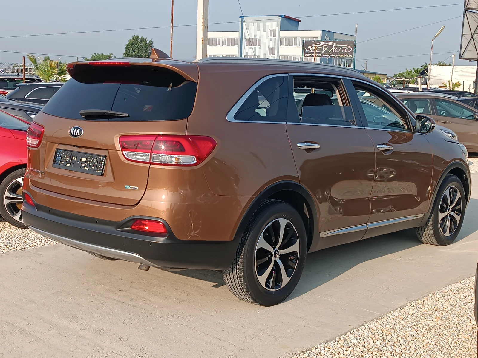 Kia Sorento 2.2 CRDI Driwe 4x2 - изображение 4