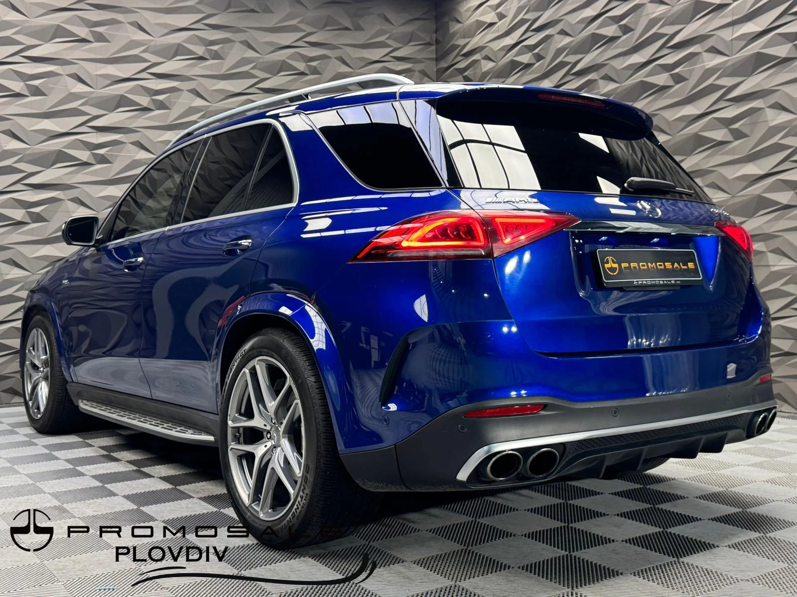 Mercedes-Benz GLE 53 4MATIC AMG Burmester* 360* Pano* Обдухване - изображение 3