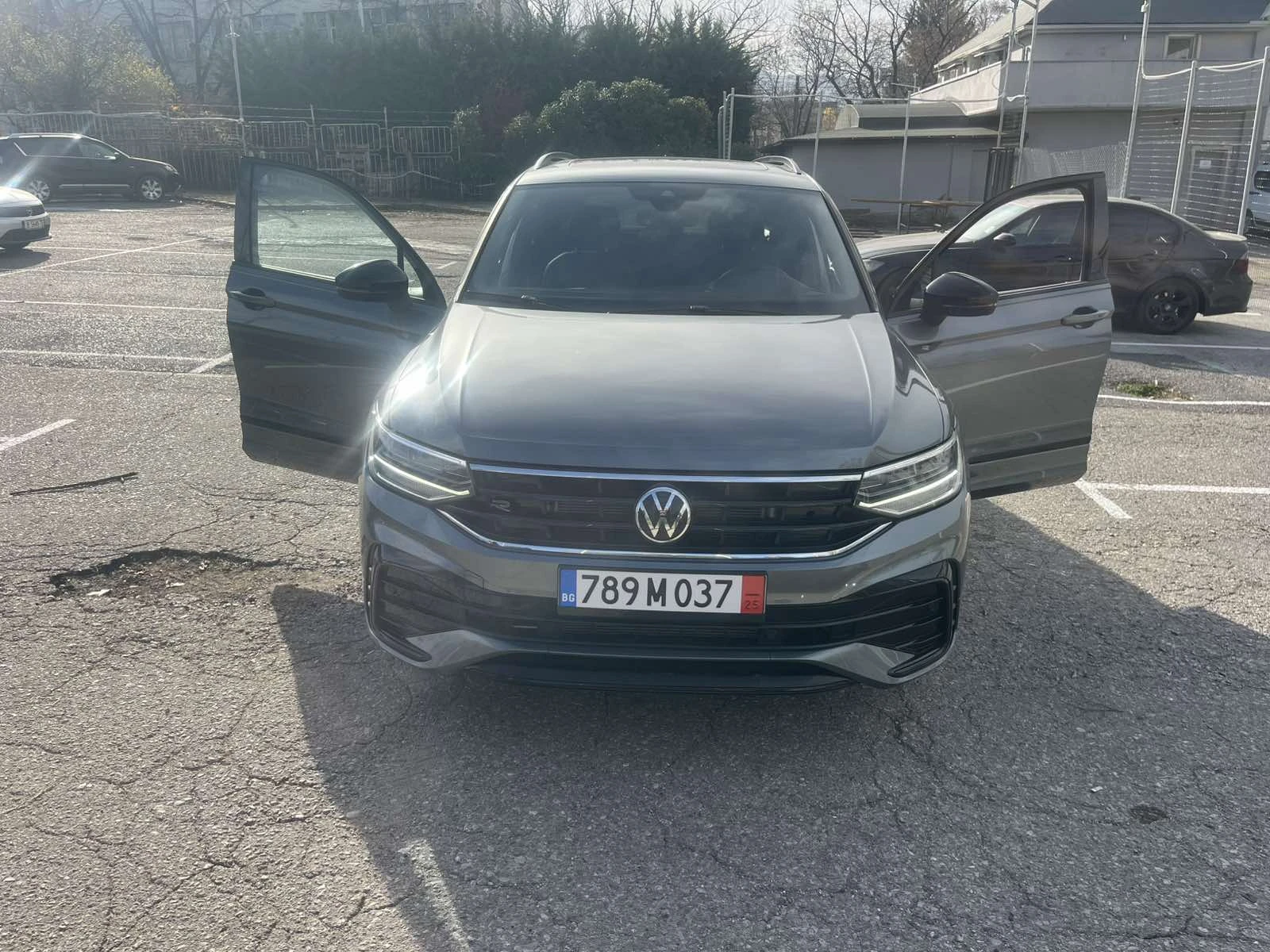 VW Tiguan 2, 0 I R-LINE 4X4 | Mobile.bg   4