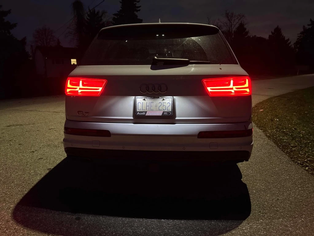 Audi Q7 * Komfort * CARFAX * ЦЕНА ДО БЪЛГАРИЯ - изображение 4