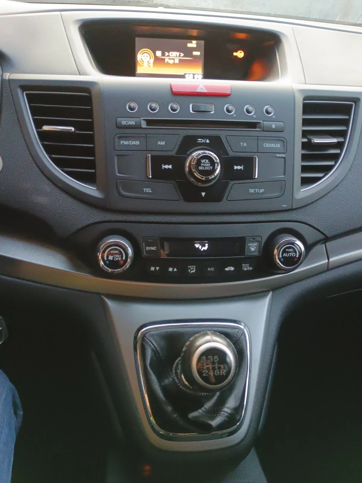 Honda Cr-v, снимка 13 - Автомобили и джипове - 54425283