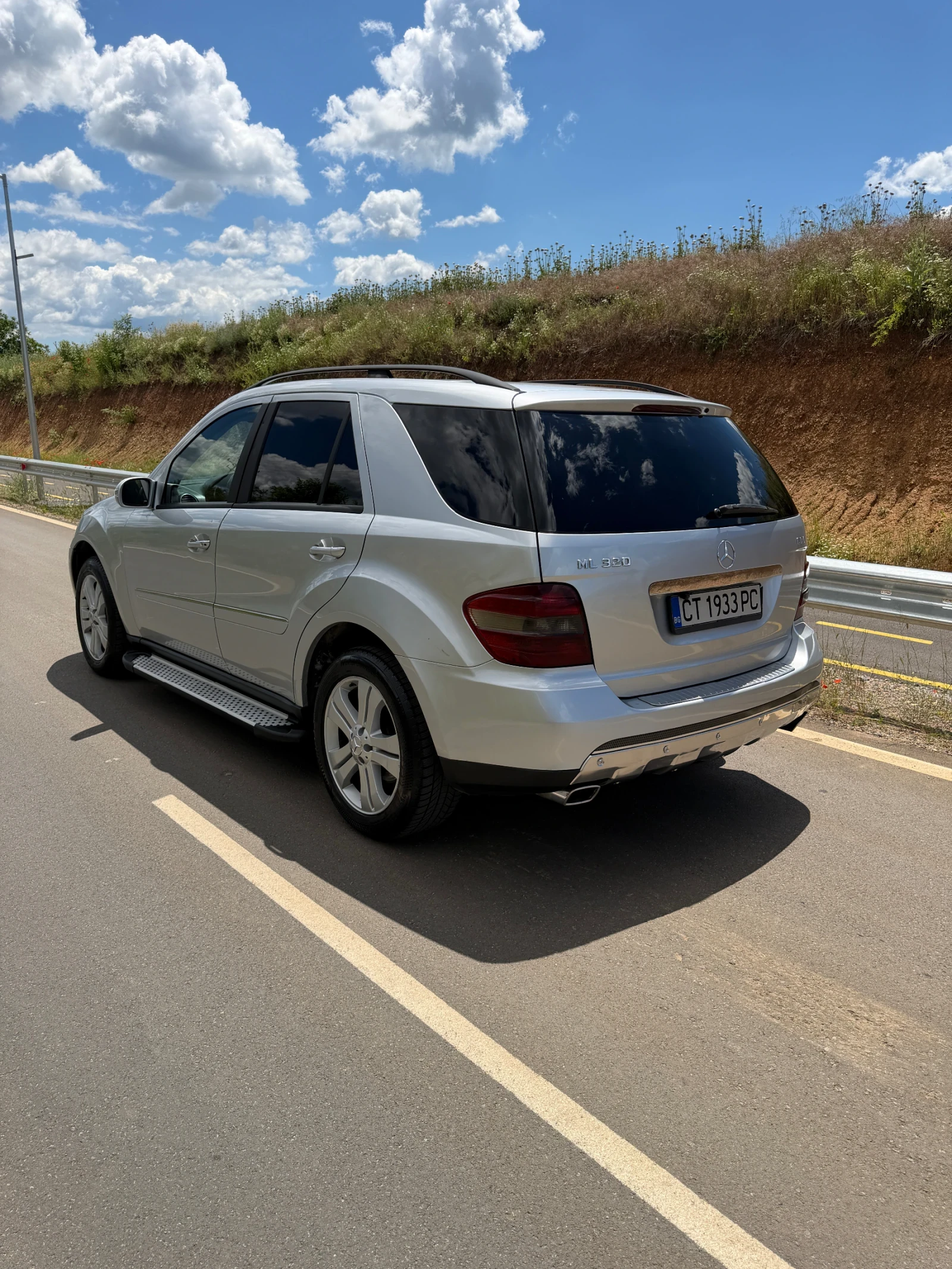 Mercedes-Benz ML 320, снимка 4 - Автомобили и джипове - 54922318