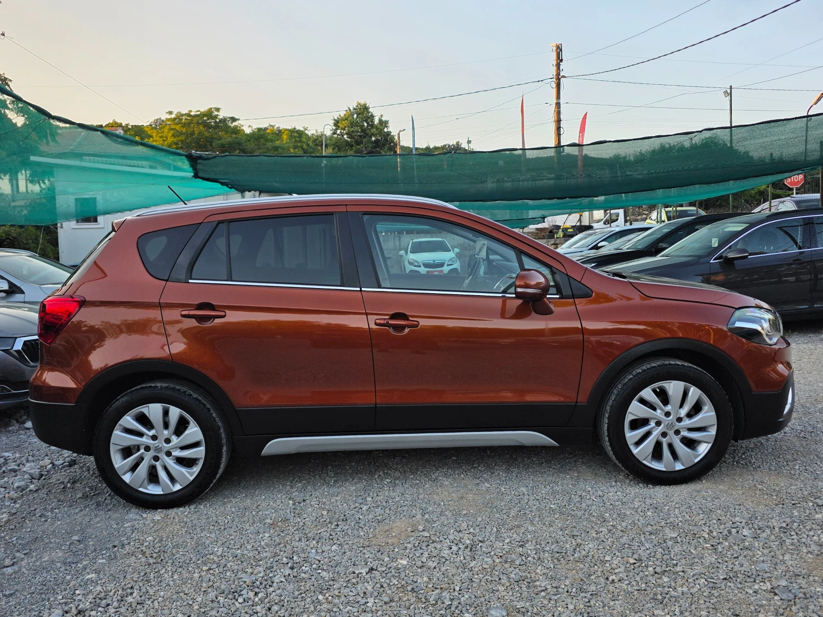 Suzuki SX4 S-Cross 1.4 i 140 К.С. АВТОМАТ / 4Х4 / КАМЕРА, снимка 6 - Автомобили и джипове - 55484457