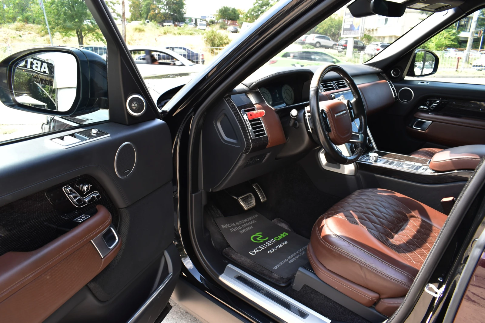 Land Rover Range rover 5000L-SUPERCHARGER* PRESIDENT EDITION* MEGA FULL, снимка 9 - Автомобили и джипове - 55596195