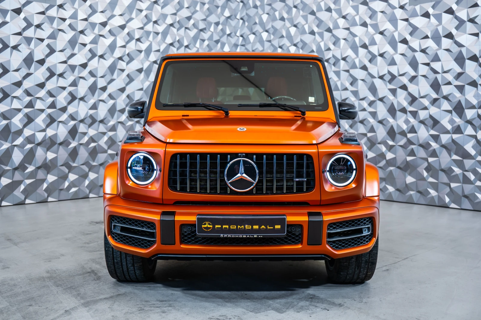 Mercedes-Benz G 63 AMG Akrapovic* Carbon* , снимка 2 - Автомобили и джипове - 55637836