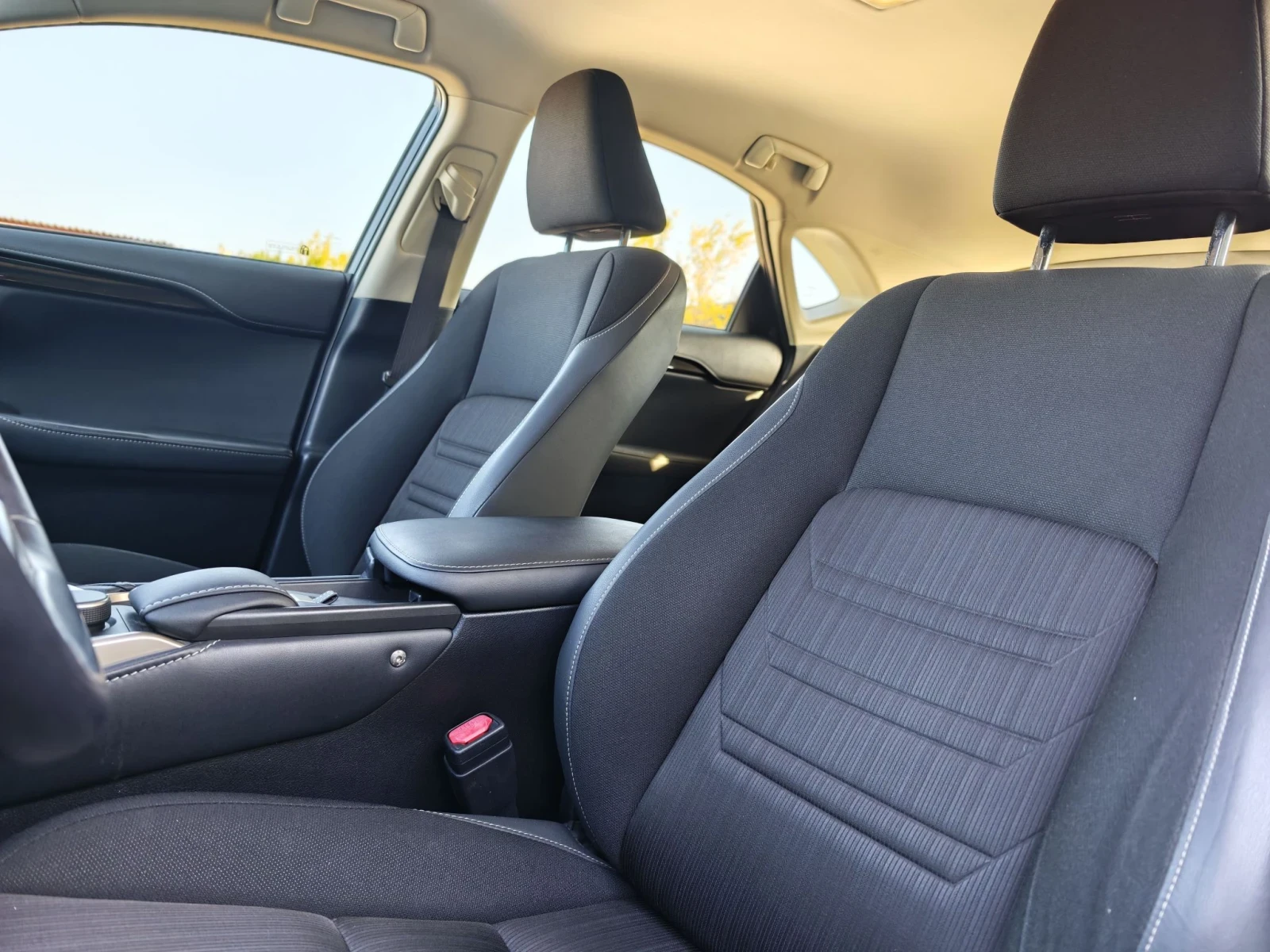 Lexus NX 300h 2.5HAYBRID.4X4.ПЪЛНА ИСТОРИЯ LEXUS, снимка 14 - Автомобили и джипове - 55649324