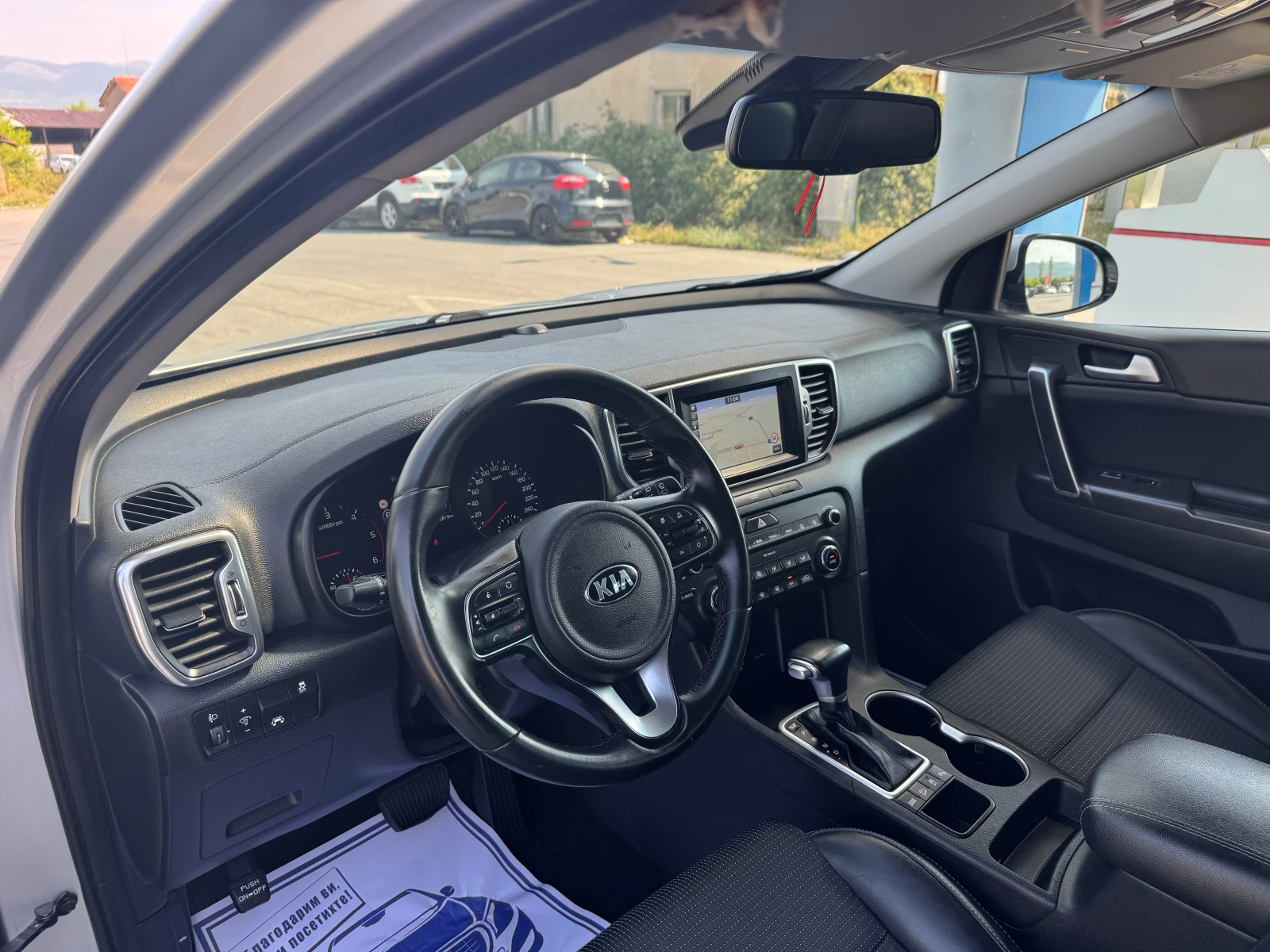Kia Sportage 1.7 CRDI NAVI KAMERA EURO 6, снимка 10 - Автомобили и джипове - 55651366