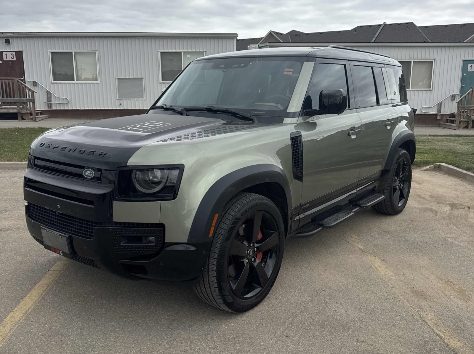Land Rover Defender 2023 Land Rover Defender X
