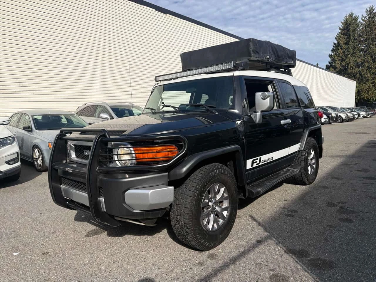 Toyota Fj cruiser * 4WD 4DR * CARFAX * ����������� | Mobile.bg � ����������� 1