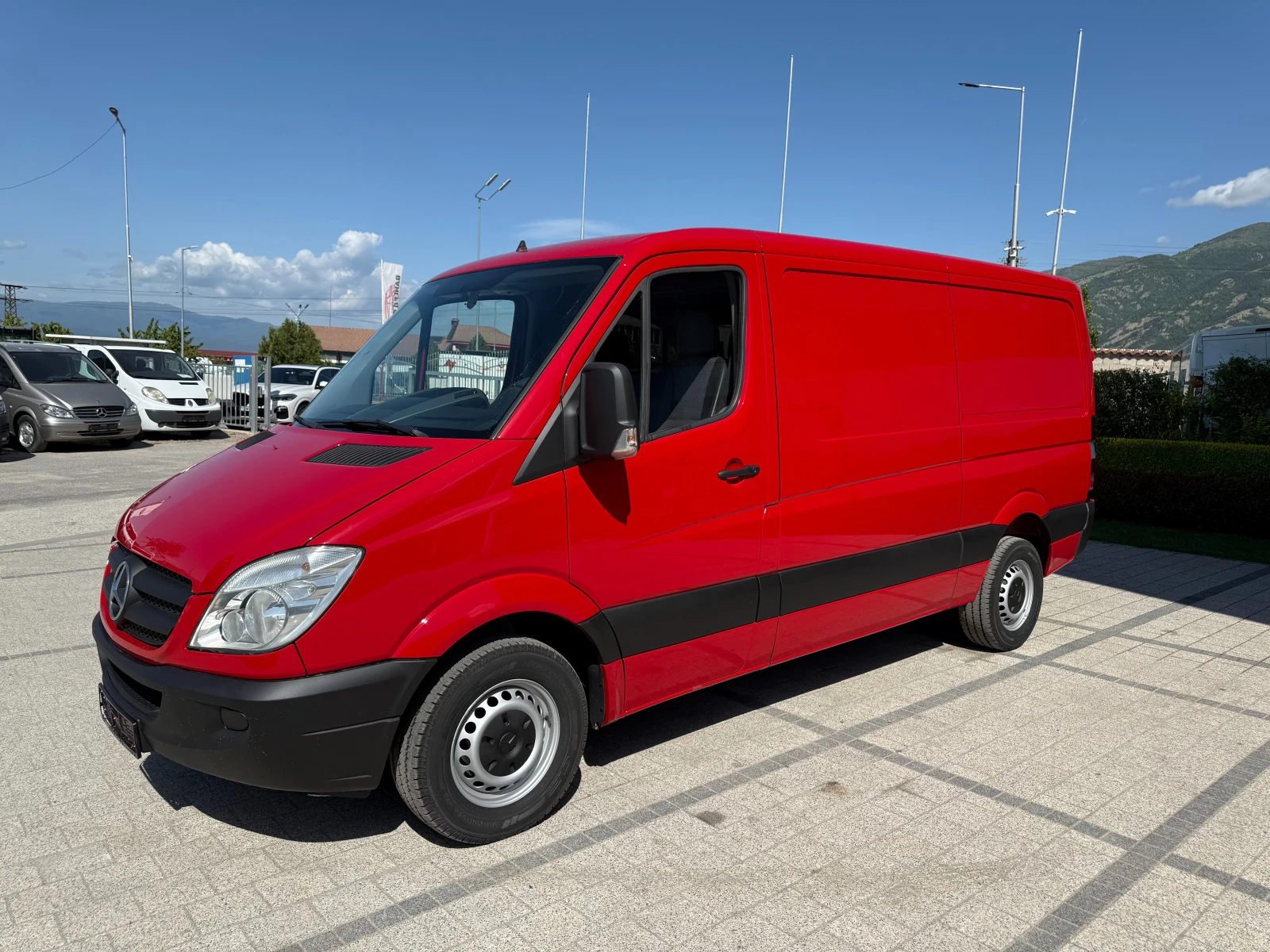 Mercedes-Benz Sprinter 318 CDI Климa L2H1  - изображение 3