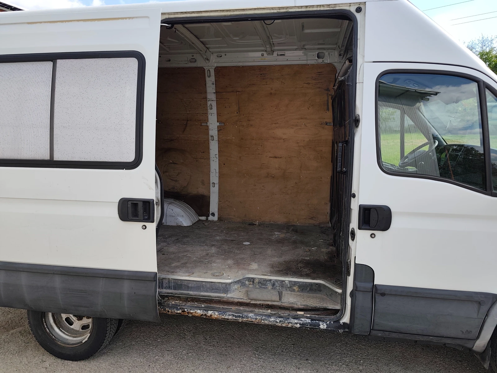 Iveco 35c18 3.0 -КЛИМАТИК-ШВЕЙЦАРИЯ, снимка 11 - Бусове и автобуси - 54747044