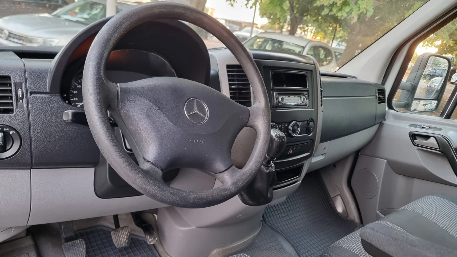 Mercedes-Benz Sprinter 319 3000cdi, снимка 10 - Бусове и автобуси - 56078451