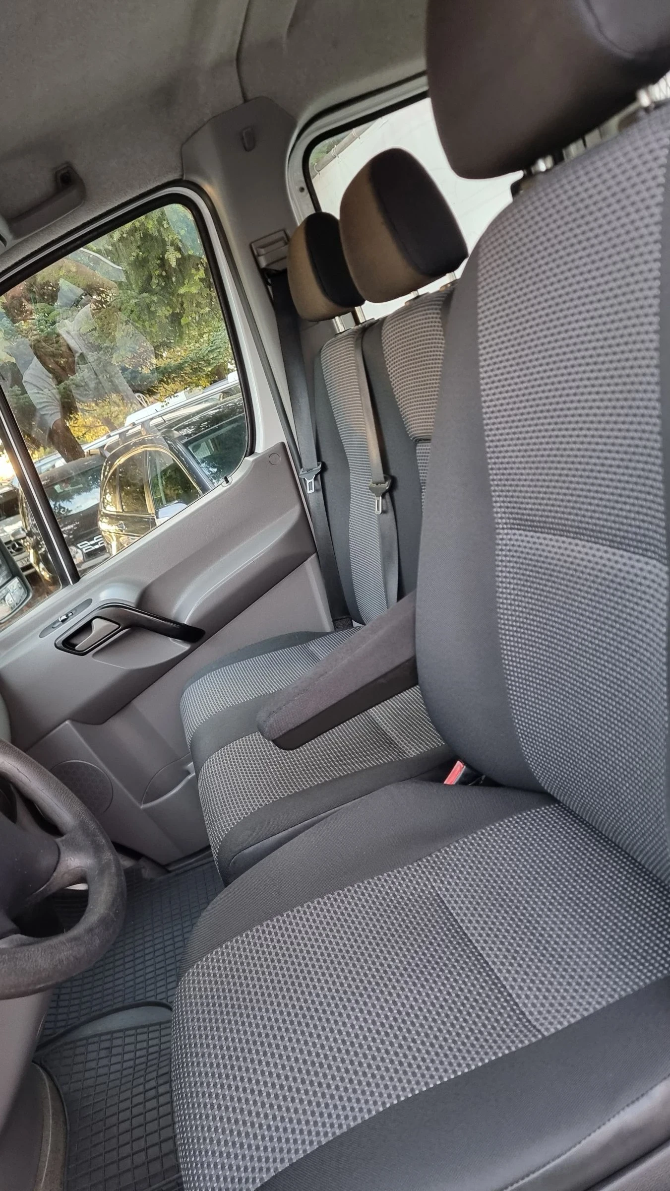Mercedes-Benz Sprinter 319 3000cdi, снимка 9 - Бусове и автобуси - 56078451
