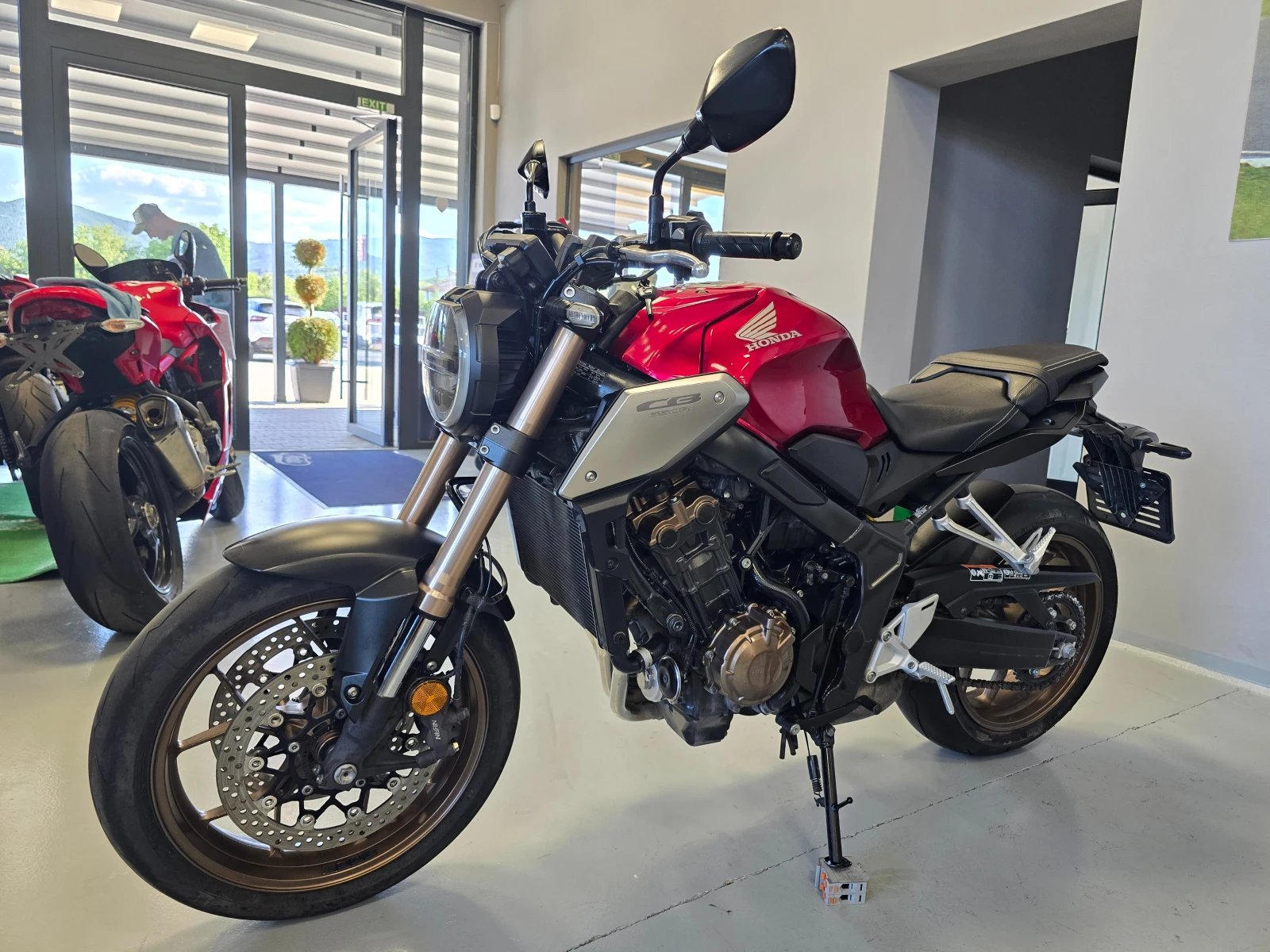 Honda Cb 650R, Led, ABS-TCS, 2020г., снимка 7 - Мотоциклети и мототехника - 55385246