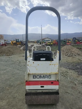 Валяк BOMAG BW80, снимка 6