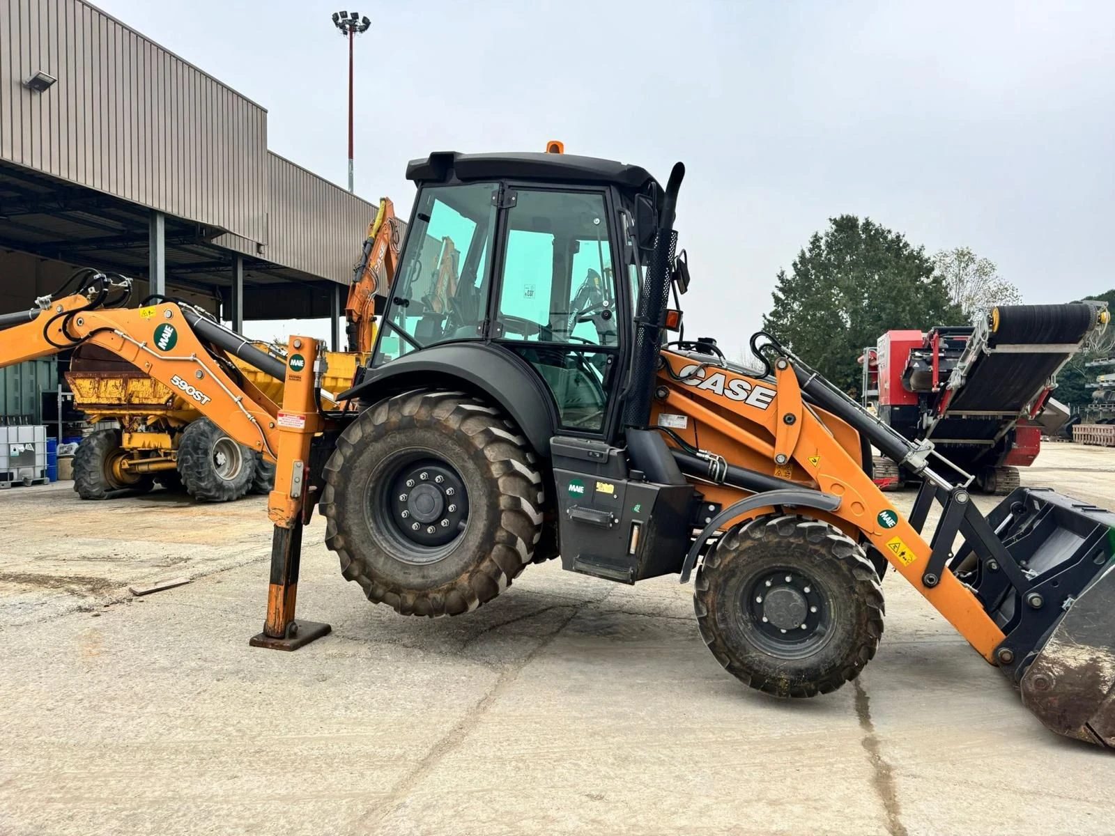  Case 590 ST | Mobile.bg   13