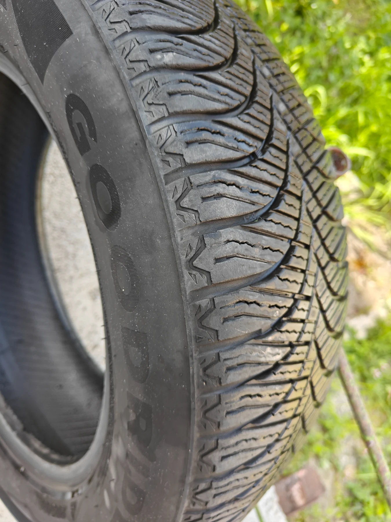 Гуми Всесезонни 205/60R16.5, снимка 3 - Гуми и джанти - 54184152