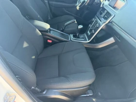Volvo V40 Cross Country 2.0 D, снимка 12