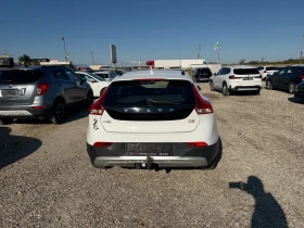Volvo V40 Cross Country 2.0 D, снимка 6
