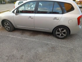 Kia Carens, снимка 5