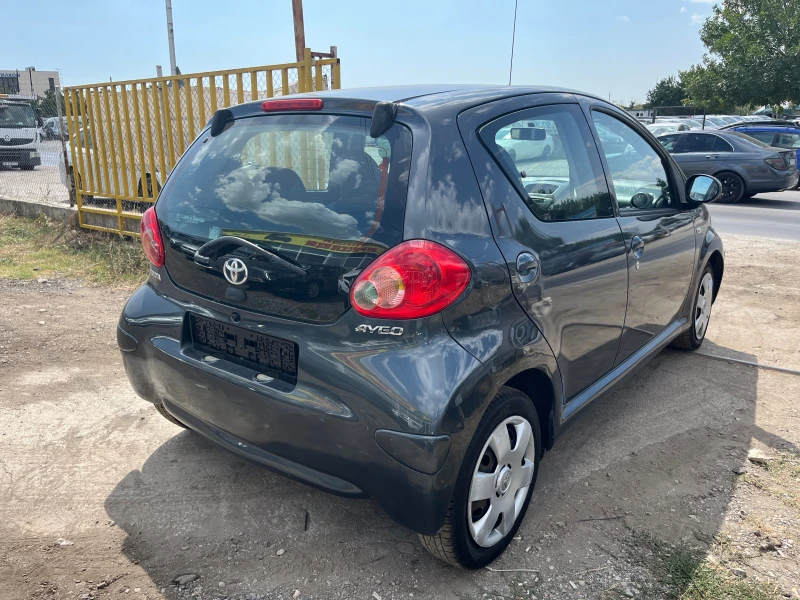 Toyota Aygo, снимка 4 - Автомобили и джипове - 47035971