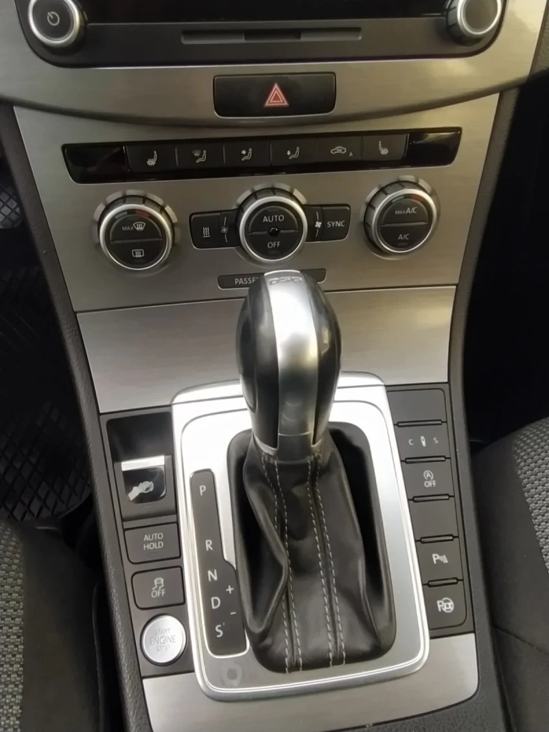 VW Passat DSG NAVI TOP, снимка 11 - Автомобили и джипове - 47738356