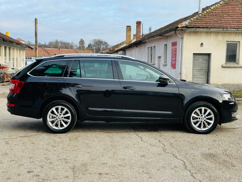 Skoda Octavia * DISTRONIC* 184ks* DSG* AUTO* 4x4* , снимка 7 - Автомобили и джипове - 48270157