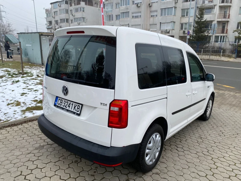 VW Caddy 2.0TDi, снимка 4 - Автомобили и джипове - 48499834