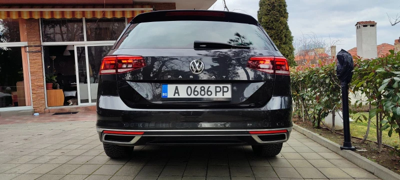 VW Passat 2.0TDI Elegance Face 190кс Digital Distr LED Кожа , снимка 3 - Автомобили и джипове - 49383721