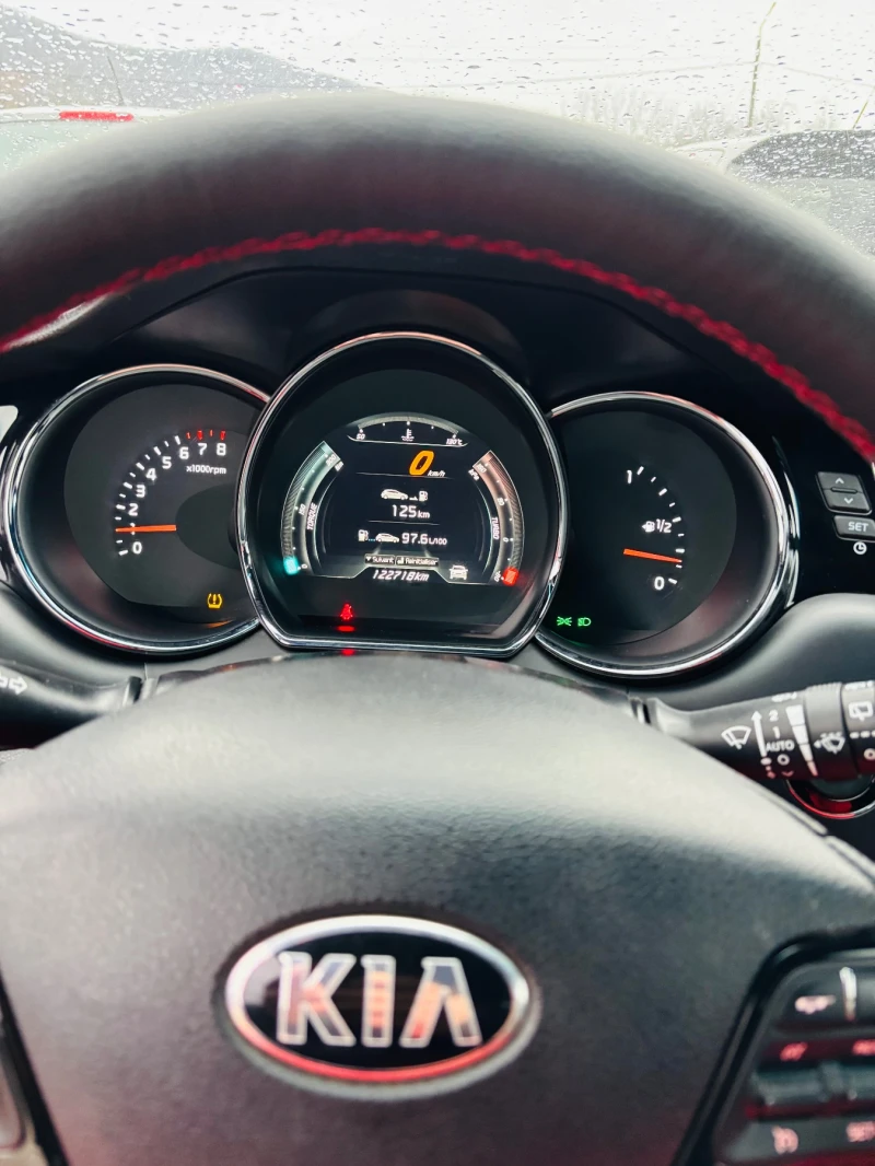 Kia Pro ceed GT 205hp, снимка 7 - Автомобили и джипове - 53433843
