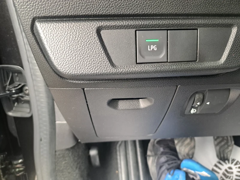Dacia Jogger 1.0TCE GPL, снимка 10 - Автомобили и джипове - 52787867