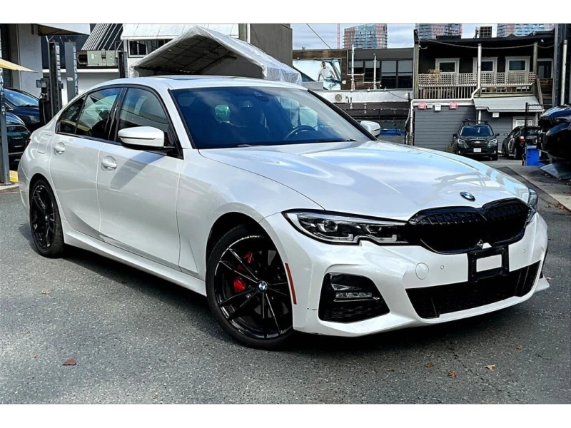 BMW 330 * 330i xDrive * CARFAX * БЕЗ ПЪРВОНАЧАЛНА ВНОСКА, снимка 3 - Автомобили и джипове - 52819367