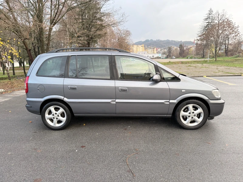 Opel Zafira, снимка 3 - Автомобили и джипове - 52957992