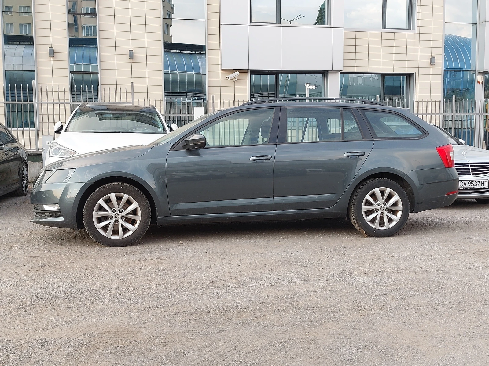 Skoda Octavia 1.4TGi 110кс TOP изпълнение EXECUTIVE 2бр NAVI - изображение 10