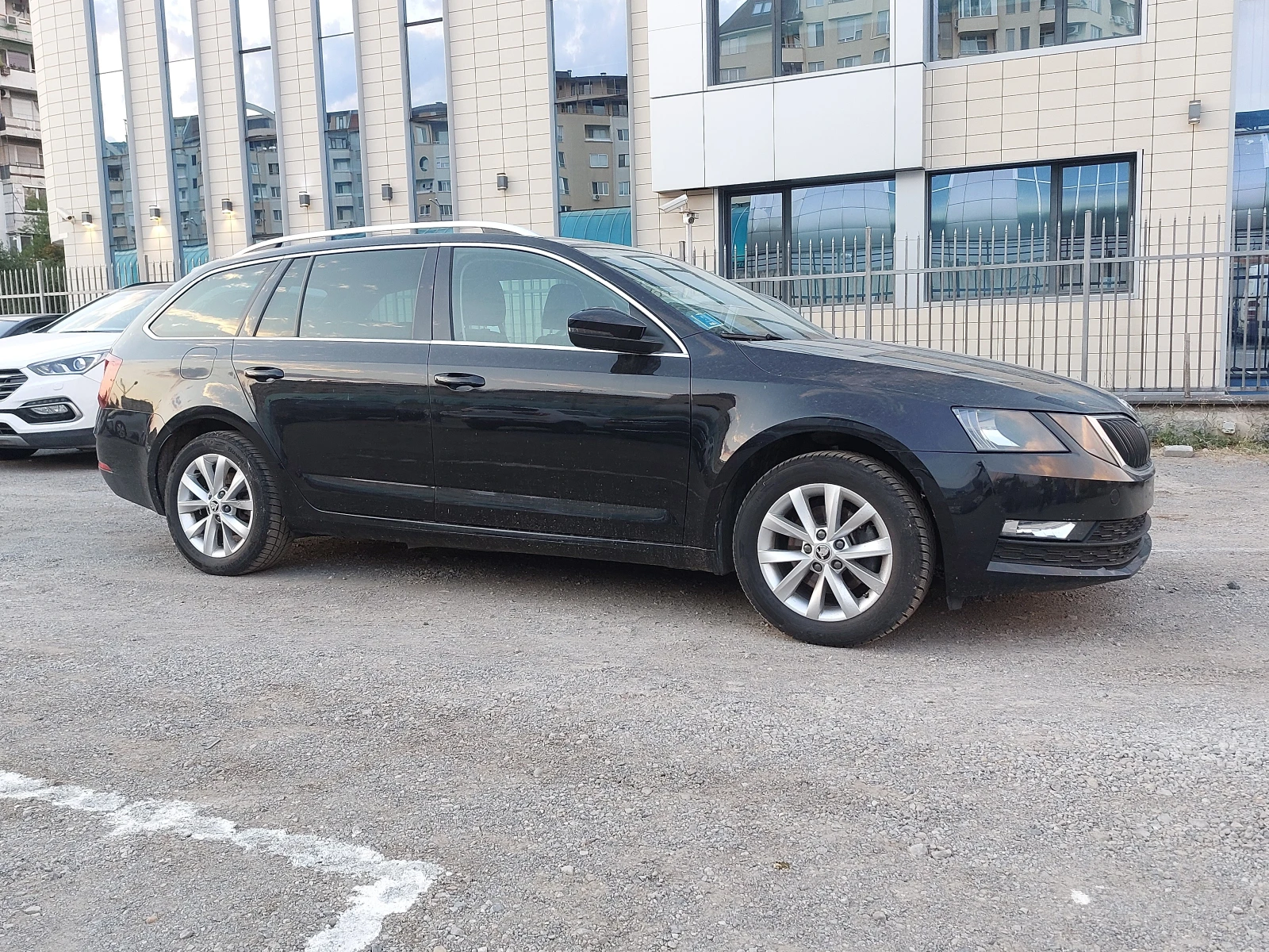 Skoda Octavia 1.4TGi 110кс TOP изпълнение EXECUTIVE 2бр NAVI - изображение 8